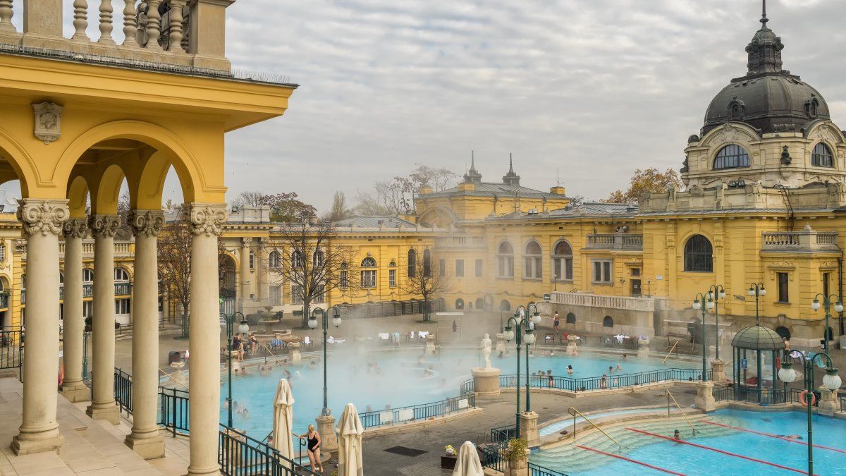 Las famosas termas de Budapest, parte de la programación especiales desde aeropuertos regionales de España de Soltour.