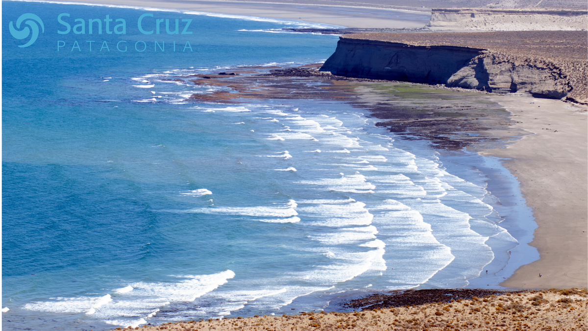 Santa Cruz la Ruta Azul que bordea la costa