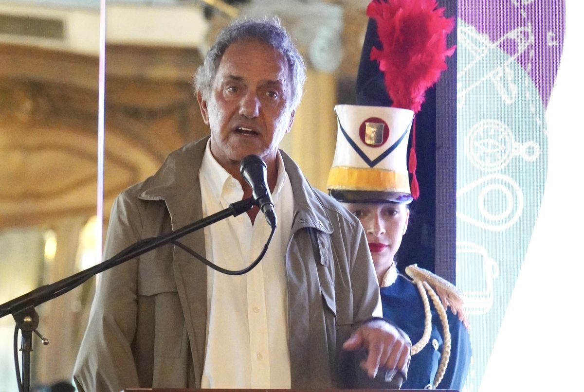 La novela del verano: Daniel Scioli amenaza al Indec por las cifras del turismo internacional.