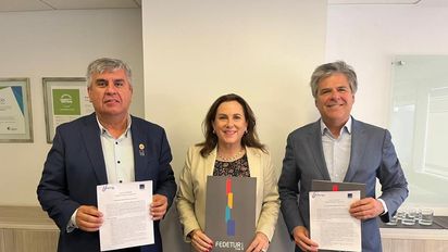 La Federación de Empresas de Turismo de Chile se comprometió a capacitaciones y asesorías en temas como formalización.