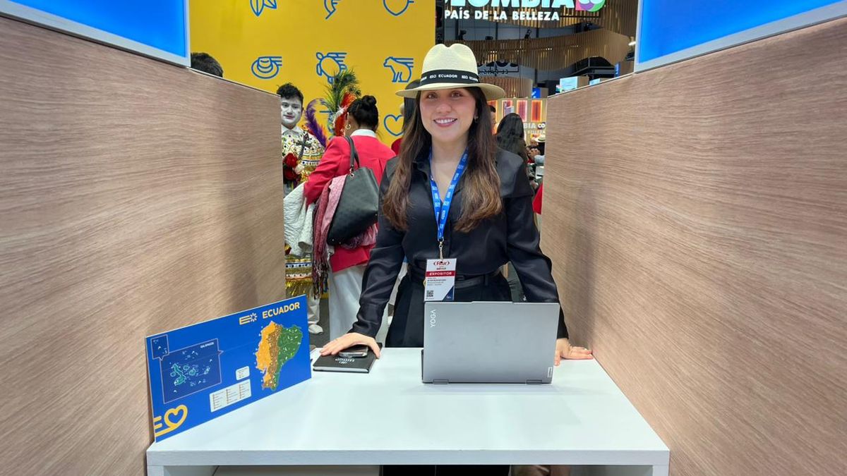 Arletty Villao, gerente de Cuentas Hilton Colón Guayaquil. Fitur 2026.