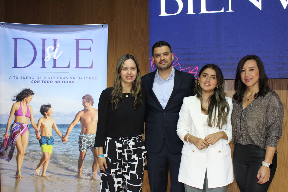 Carolina Quecano, directora corporativa de Mercadeo y Publicidad; Mauricio García, director comercial; Lina Ruiz Jefe de Marketing Colombia; y Eliana Daza, gerente regional de Ventas de Hoteles Decameron.