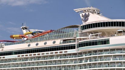 Desde el 11 de marzo rigen en Royal Caribbean una serie de actualizaciones en cuanto a protocolos, pruebas y certificado de recuperación que la compañía de cruceros considera necesario comunicar a los agentes de viajes.
