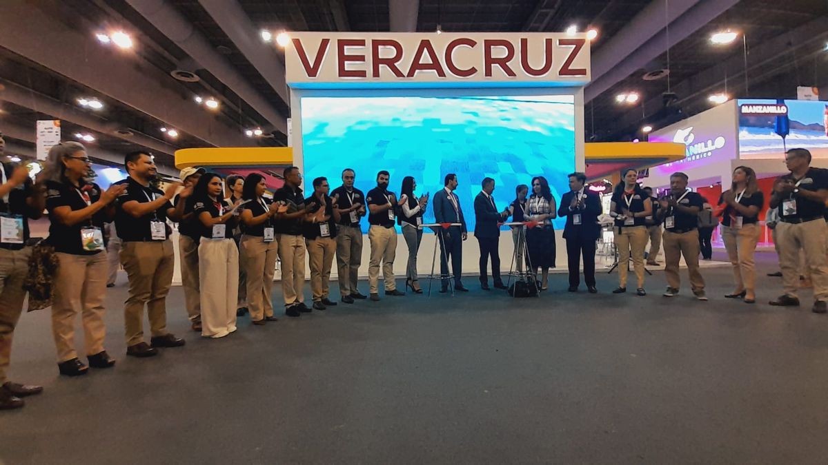 Los expositores de Veracruz en el Tianguis.