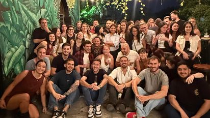 El equipo de Grupo GEA durante una pausa laboral.