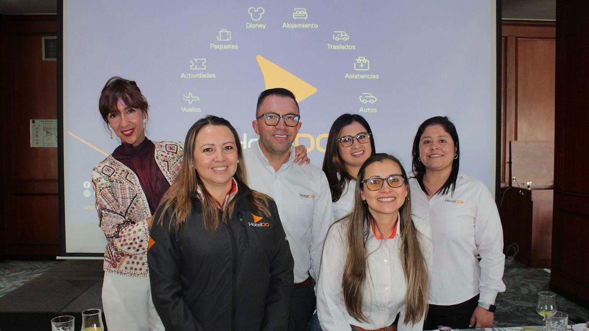 Equipo de HotelDO y Bahia Principe en Bogotá.