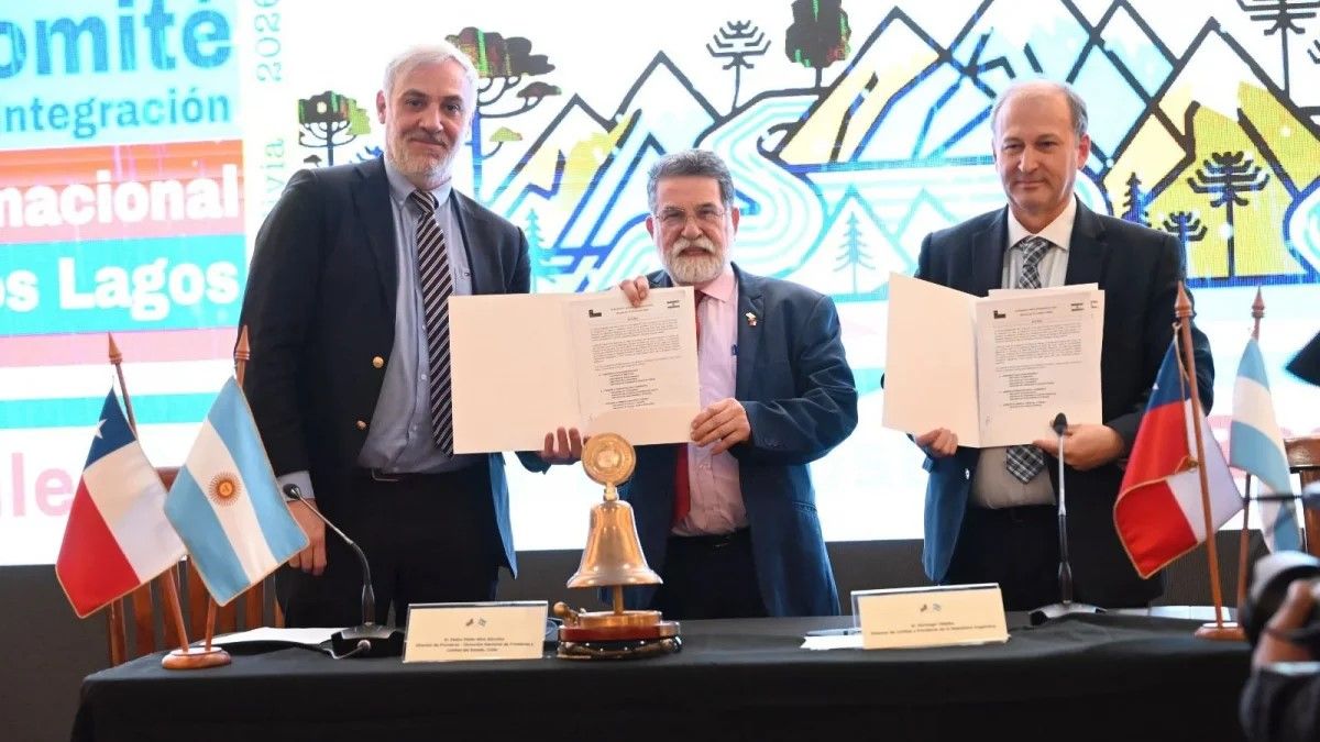 Patagonia: Hua Hum, Cardenal Samoré y otros pasos quedaron en el centro de una agenda que busca facilitar los viajes y ampliar la integración turística entre&nbsp;Argentina y Chile.