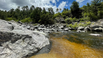 Este mágico pueblito de Córdoba es el rincón ideal para hacer escapadas de fin de semana a solo 120 km. de la capital. Este mágico pueblito de Córdoba es el rincón ideal para hacer escapadas de fin de semana a solo 120 km. de la capital.