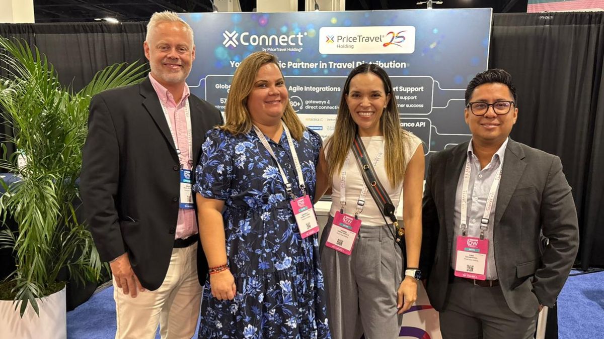 Equipo de PriceTravel Holding encabezado por Mikael Hellstrom y Gabriela Guerra.