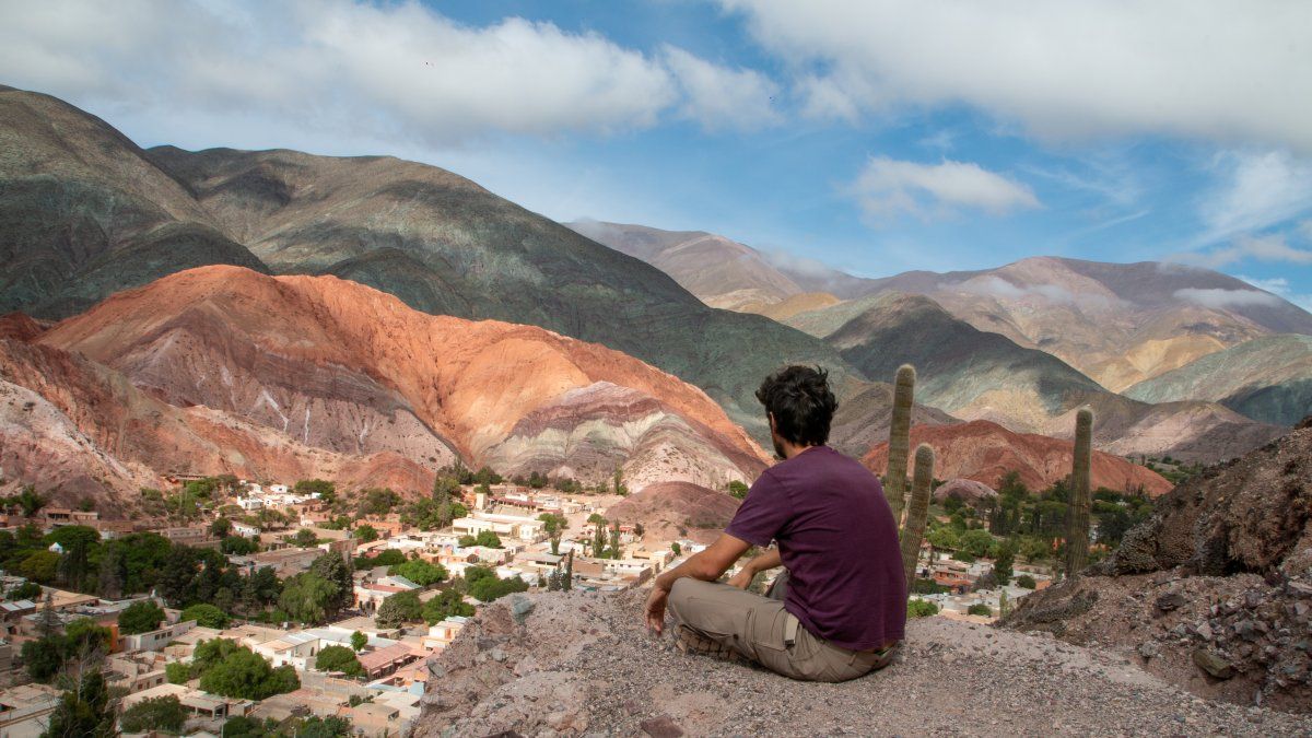 Purmamarca es el principal atractivo de Jujuy y una parada obligada en tus vacaciones de verano. Purmamarca es el principal atractivo de Jujuy y una parada obligada en tus vacaciones de verano.