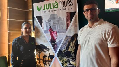 Damaris Olmedo, ejecutiva comercial de Juliá Tours, y Zahir Nabataliyev, CEO de Siso Travel Group.