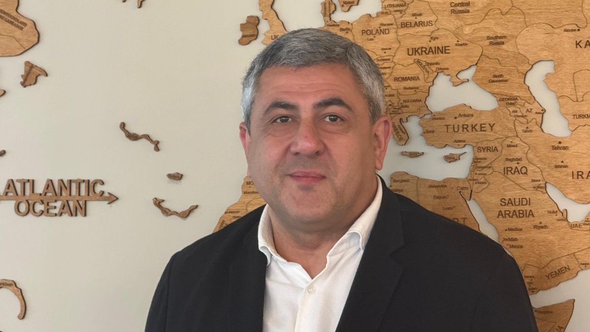 En conversaciones con Ladevi, Zurab Pololikashvili respaldó el rumbo económico del gobierno de Javier Milei. En Argentina, junto a Daniel Scioli, presentará un centro de innovación, pueblos destacados e inversiones.
