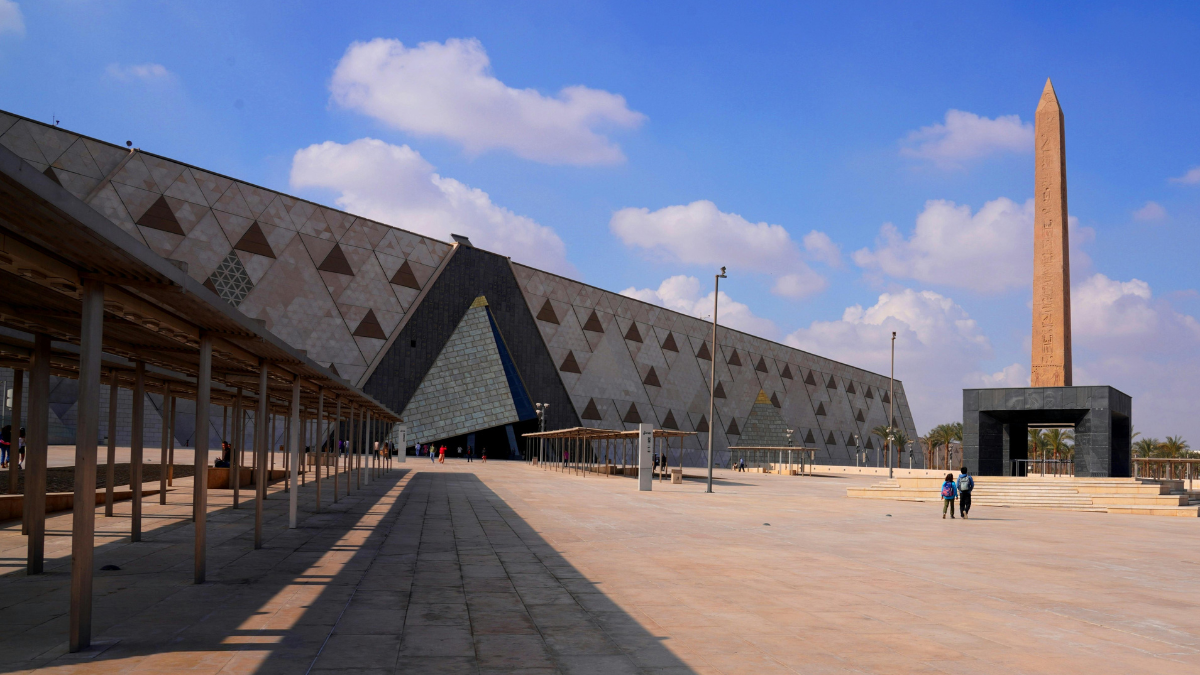 El GEM abarca 480 mil metros cuadrados y expondrá más de 100 mil piezas.