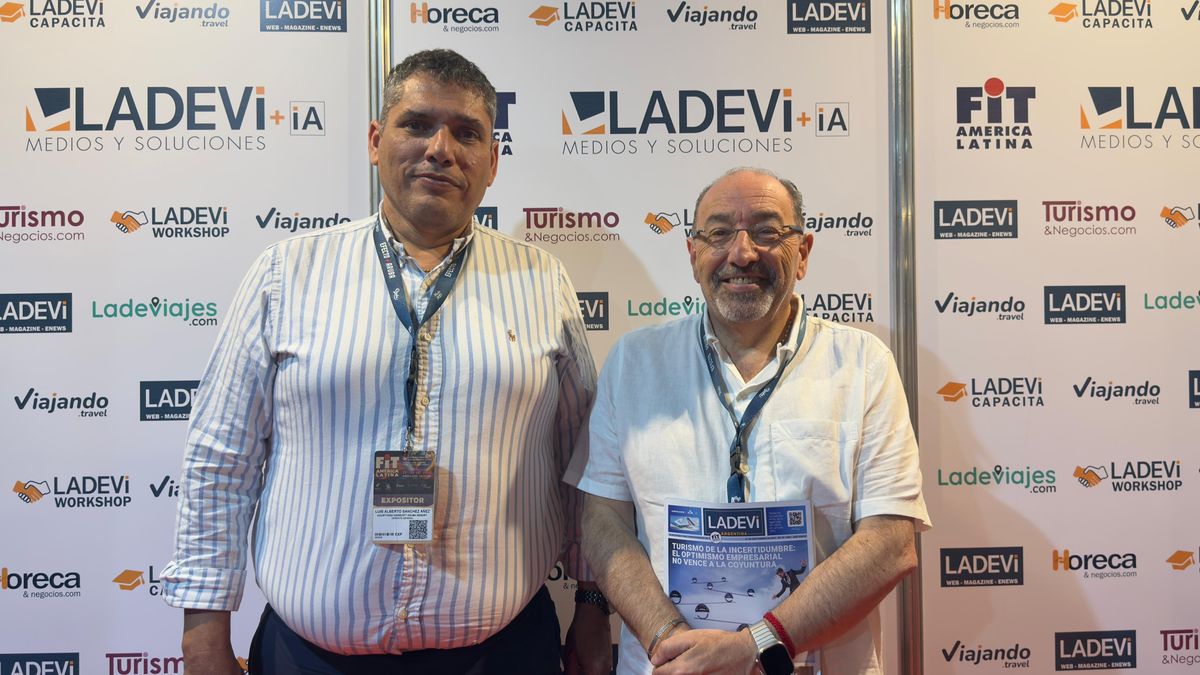 Luis Alberto Sánchez Añez, gerente general de Courtyard Marriott Aruba Resort; y Jorge Castillo director de GAT International. Luis Alberto Sánchez Añez, gerente general de Courtyard Marriott Aruba Resort; y Jorge Castillo director de GAT International.