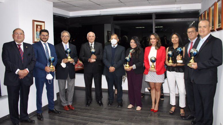 Evento Premio al Turismo Captur 2021 en Ecuador en el cual se destacó Ladevi Medios y Soluciones.