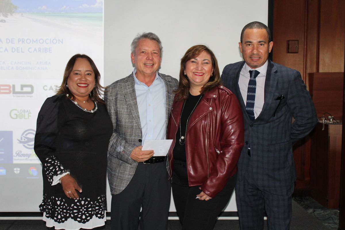 Ganador&nbsp;de los premios otorgados en la caravana de promoción turística del Caribe.