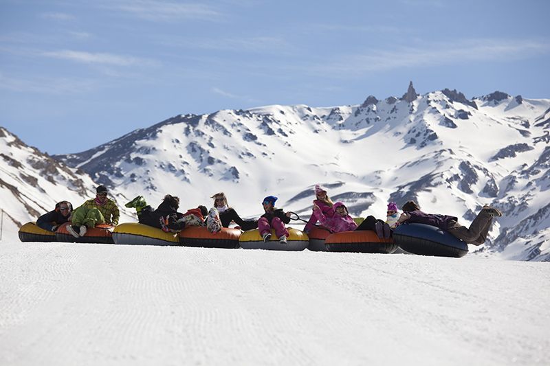 Las Leñas es el lugar ideal para el entrenamiento en la nieve y para disfrutar del vino y el sol mendocino.