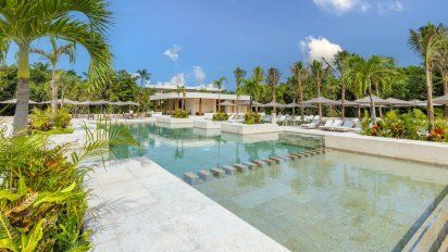 Palladium Hotel Group: Family Selection ofrece áreas exclusivas con muy fácil acceso a la playa.