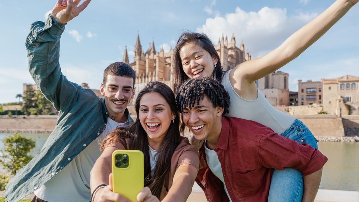 Mallorca es mucho más que playas: descubre su historia, cultura y gastronomía en una de las islas más fascinantes de Europa.