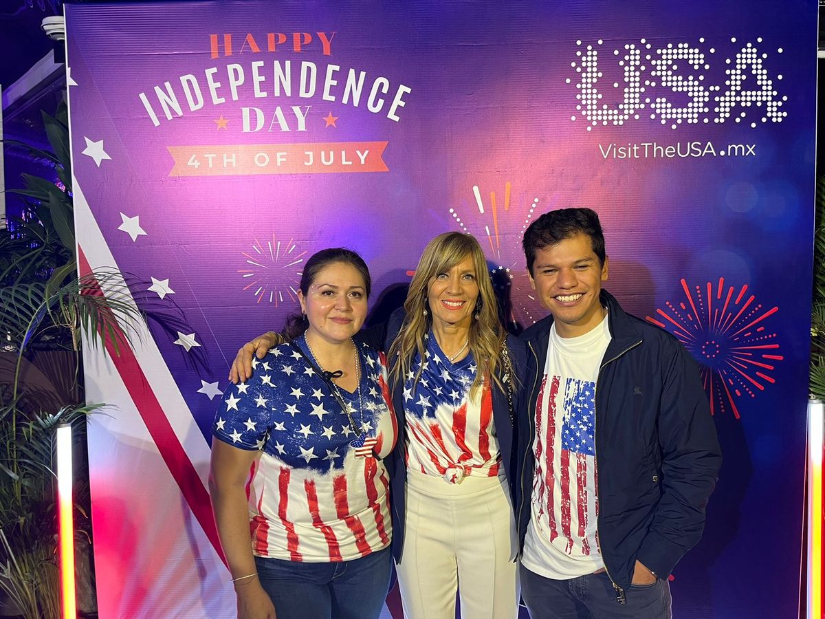 La oficina regional de Brand USA celebró el la 245° conmemoración del Día de la Independencia de Estados Unidos en compañía de operadores y agentes de viajes.&nbsp;
