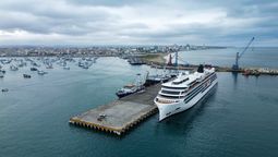 Llegada del Viking Polaris al Terminal Portuario de Manta. 