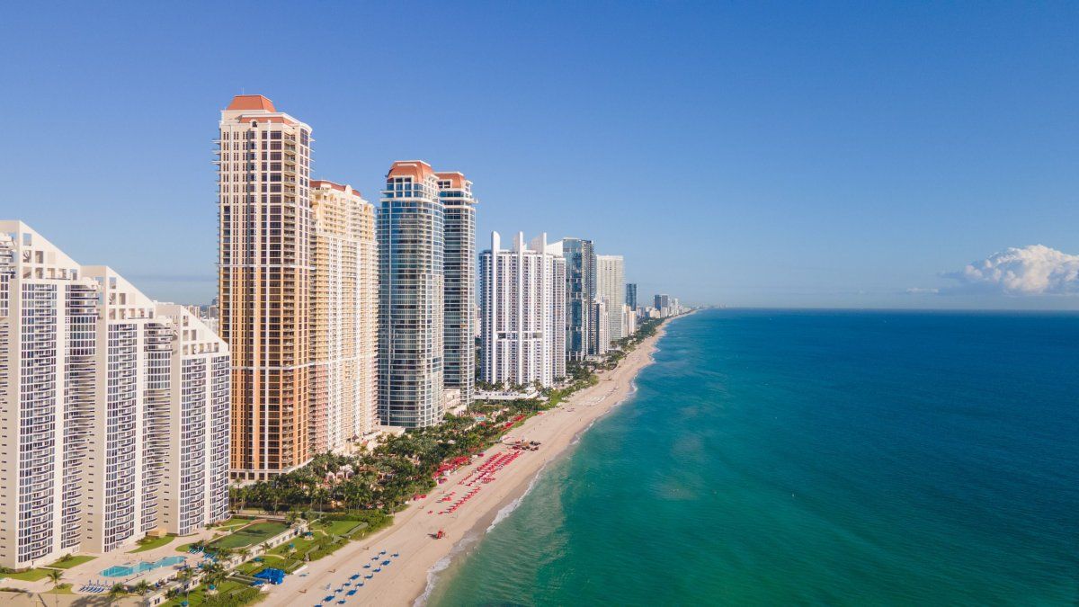 Situada entre Miami yFort Lauderdale, Sunny Isles Beach ofrece una gastronomía de clase mundial.