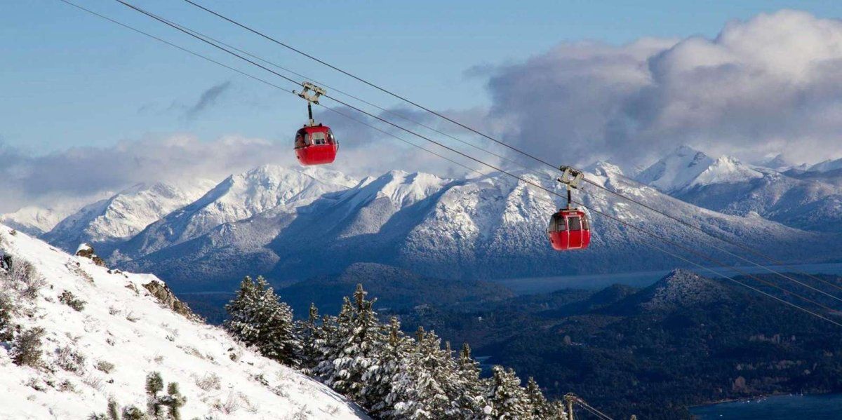 En Bariloche hay diferentes actividades y paisajes para descubrir. En Bariloche hay diferentes actividades y paisajes para descubrir.