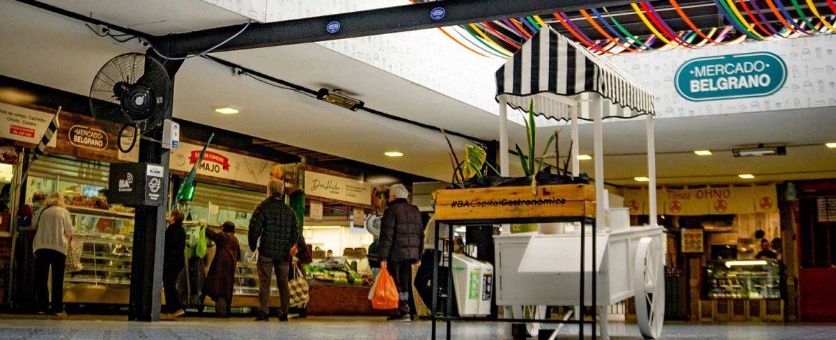 Buenos Aires: Mercado de Belgrano se encuentra en Av. Juramento 2527. Buenos Aires: Mercado de Belgrano se encuentra en Av. Juramento 2527.