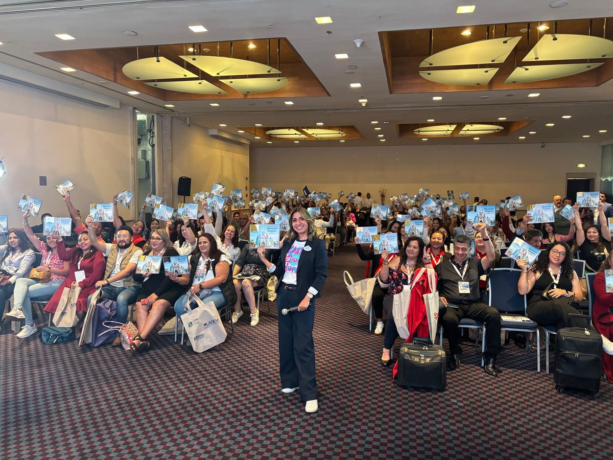 Disney presentó su nueva guía a los agentes de viajes durante su seminario en EPTUR 2025.