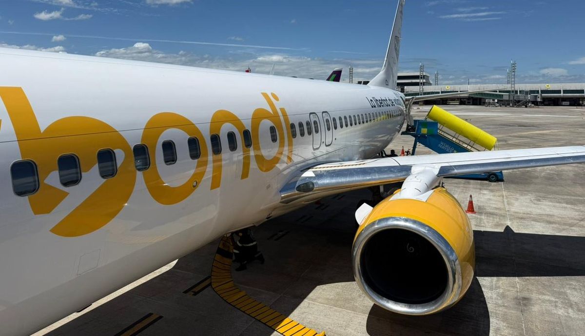 Flybondi cuenta con una flota de 24 aeronaves, entre Boeing B-737/800 NG y Airbus A320.