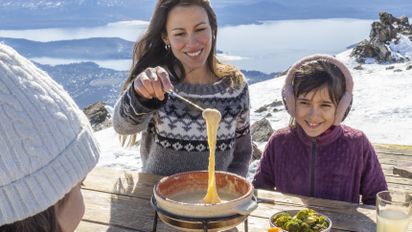 Bariloche: con la llegada de la nieve también cobra protagonismo la gastronomía, uno de los grandes atractivos del destino.&nbsp;