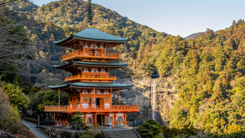 Explora la espiritualidad de Japón en el Camino de Kumano.