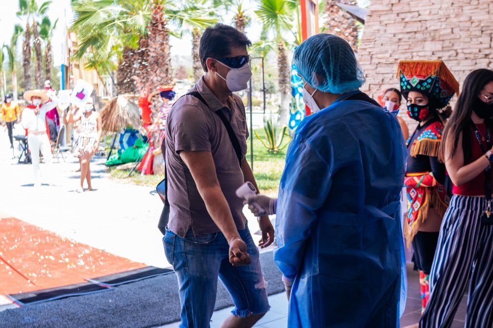 Reapertura del Decameron Punta Sal.