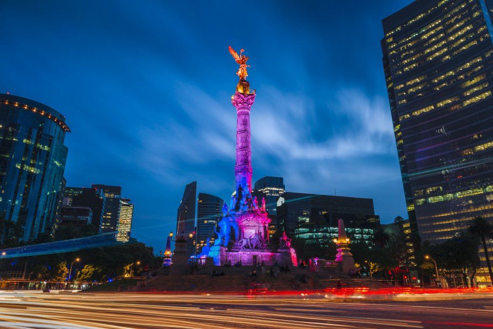 Podrán solicitar el Pase Turístico de Ciudad de México todos aquellos propietarios de vehículos foráneos de la Ciudad de México y Estado de México.
