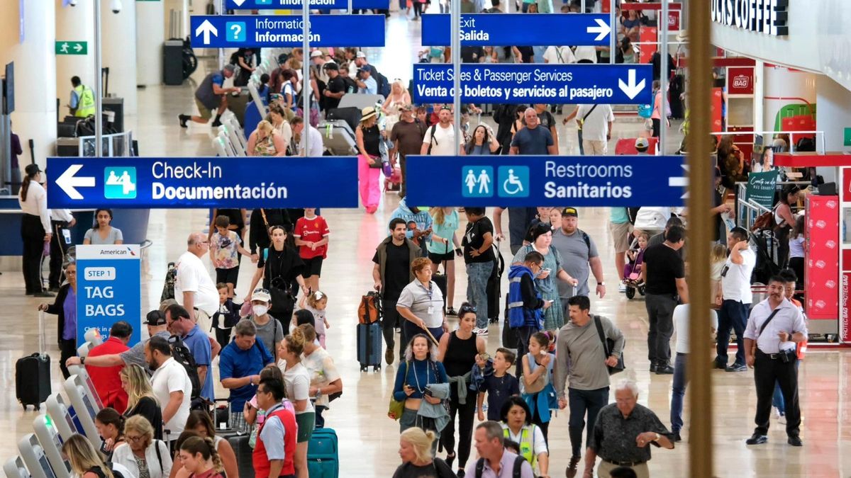 Las cifras del mercado aéreo entre México y Estados Unidos reflejan una caída en el tráfico de pasajeros.