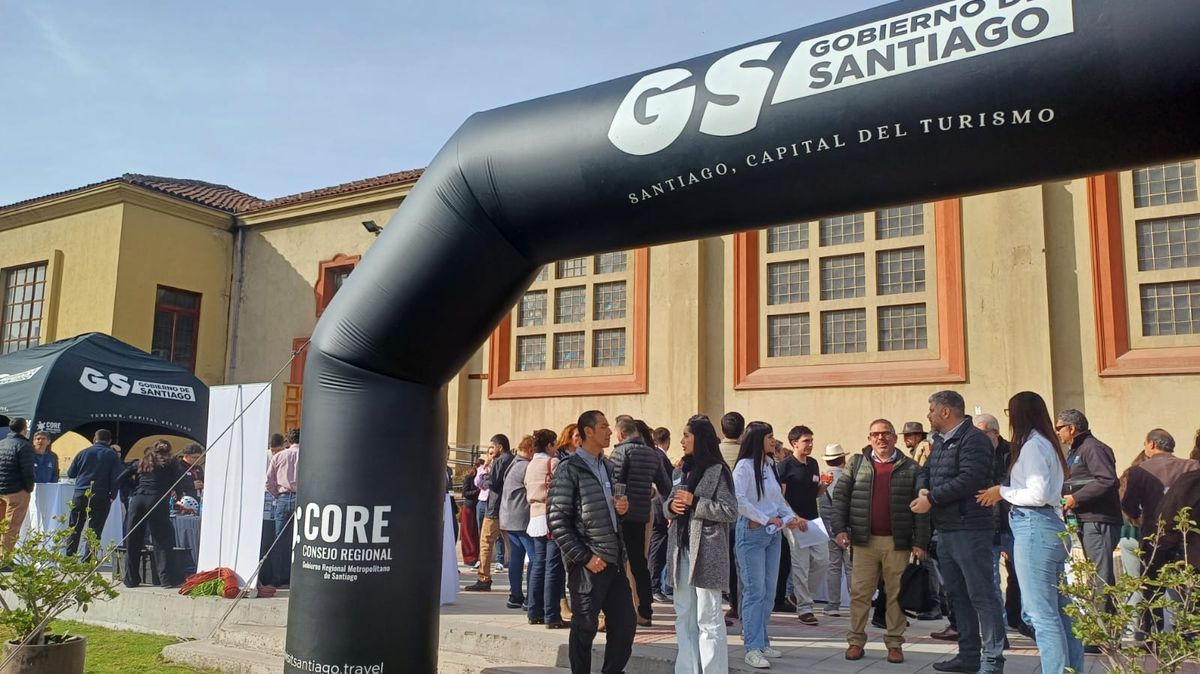 El último de los cabildos provinciales del Gobierno de Santiago se realizó en la Universidad San Sebastián.&nbsp;