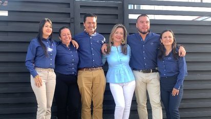 Equipo de Grupo VDT y Tropitours.