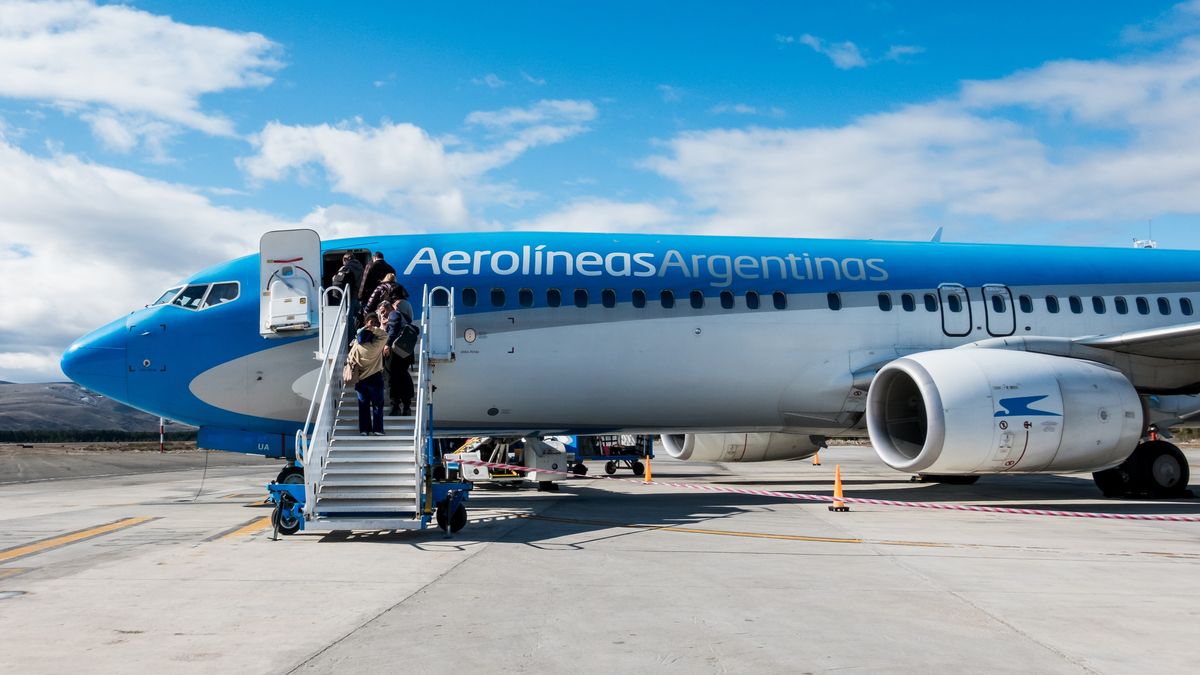 IATA destaca las políticas de Milei a la hora de analizar el comportamiento del mercado aéreo argentino, pero los datos provistos son confusos.&nbsp;