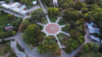 El encantador pueblito a tan solo 80 km. de la Ciudad de Buenos Aires: se puede llegar en tren a menos de $300