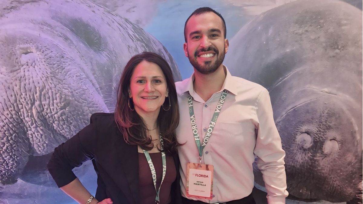 Mariana Pereira, Global Marketing and Trade Account Executive y Bryan Mantilla, gerente comercial para Colombia de Visit Florida.