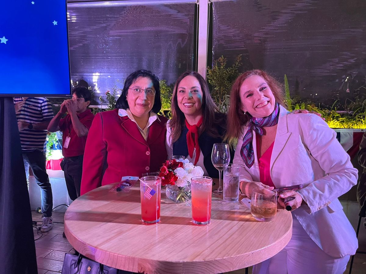 La oficina regional de Brand USA celebró el la 245° conmemoración del Día de la Independencia de Estados Unidos en compañía de operadores y agentes de viajes.&nbsp;