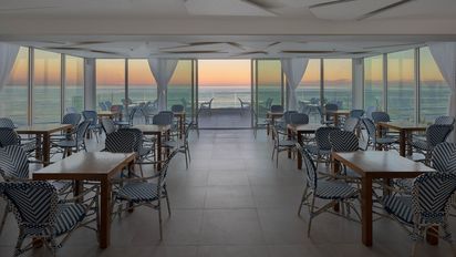 El nuevo Roof Top Lounge panorámico del MB Hotel Trademark by Wyndham.