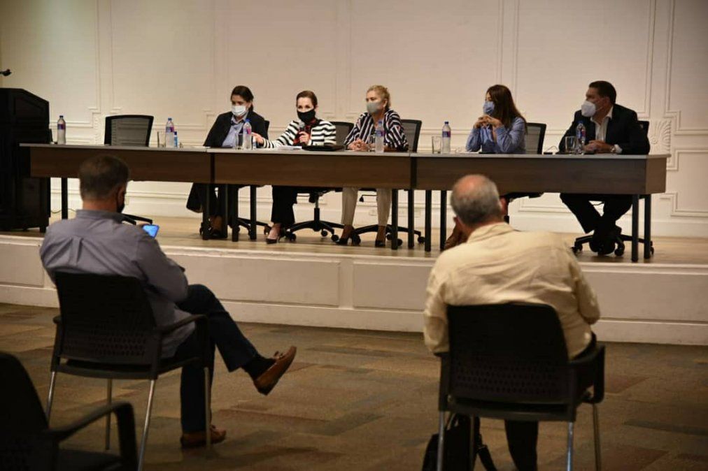 Más de 7.000 personas del trade turístico se inscribieron para la vacunación en Guayaquil.