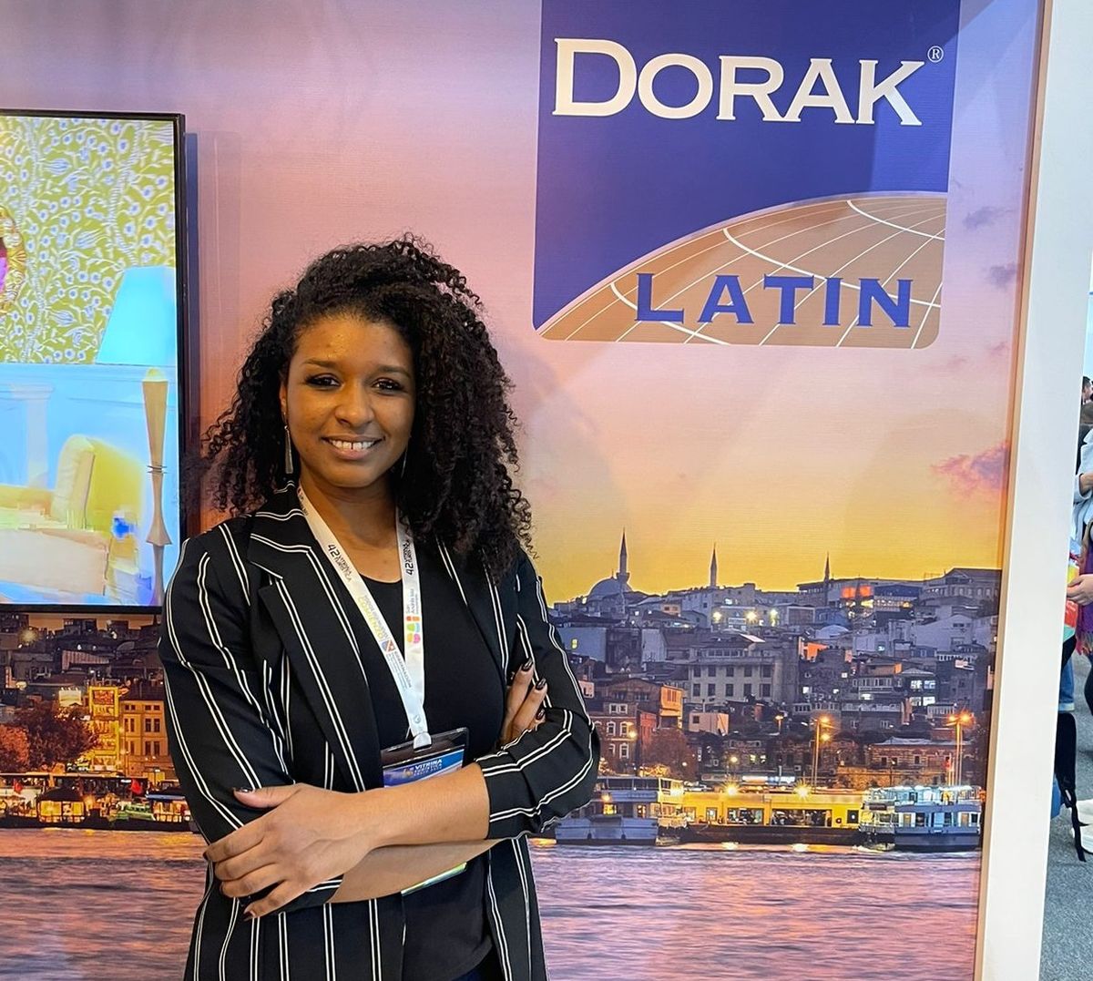 Jessica Camargo representa a Dorak Tour en la 42° edición de la Vitrina Turística Anato.