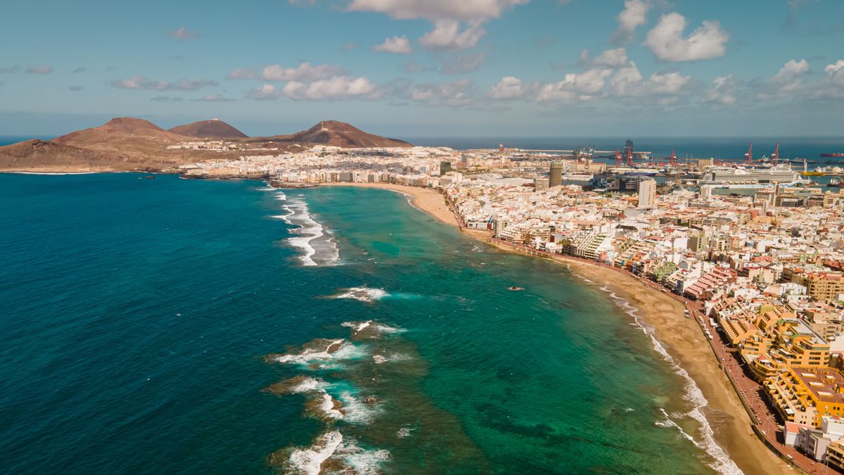 España esconde la playa más barata de Europa en sus islas Canarias.