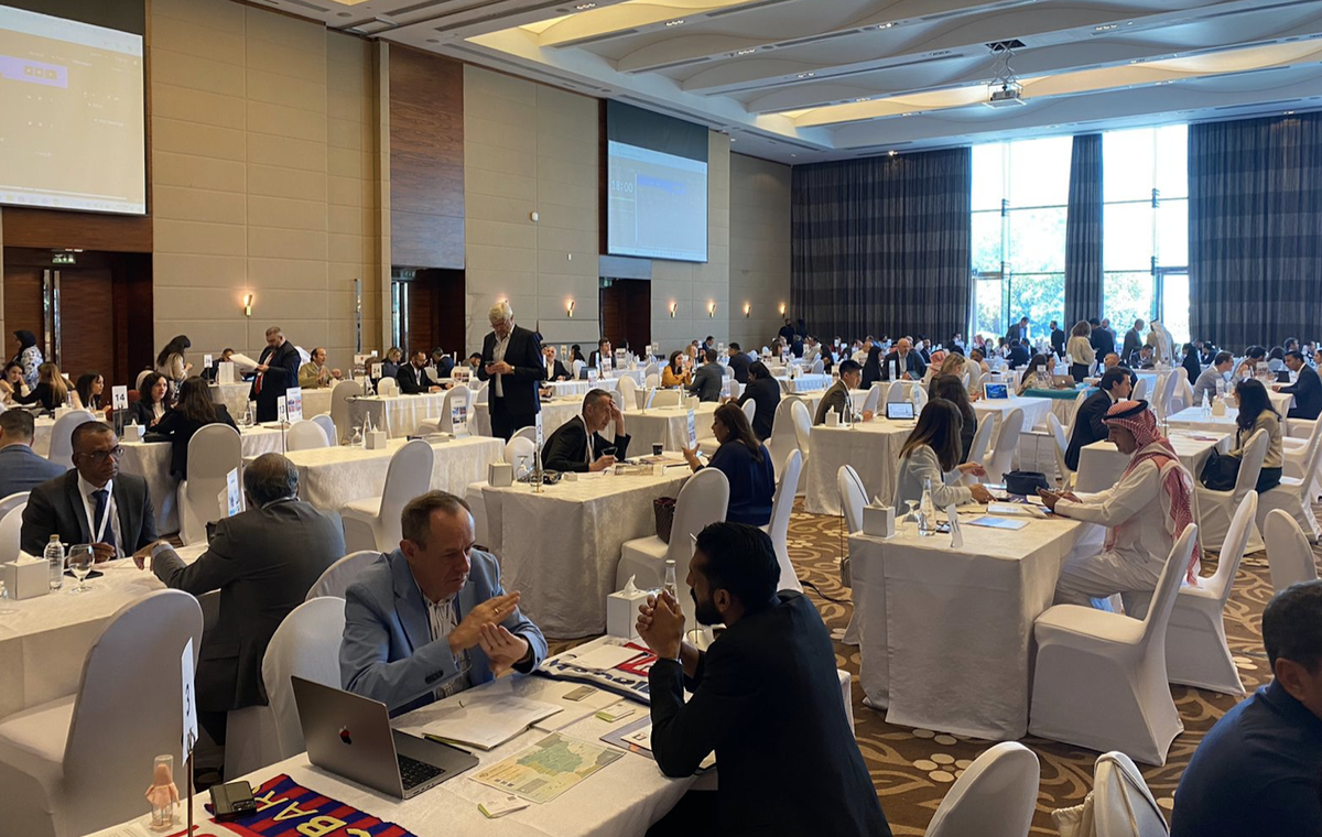 Profesionales turísticos de Andalucía en el evénto de promoción de la Junta en Abu Dhabi.