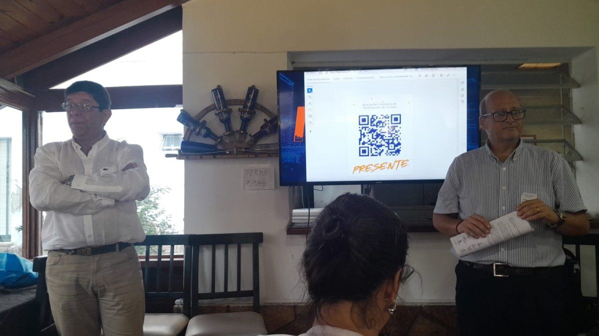 La obtención de la personería jurídica, explicaron, posiciona a ACoProTur como un referente en el fortalecimiento del capital humano turístico de Córdoba.