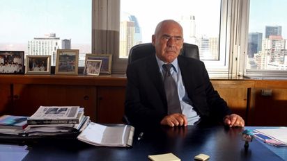 Elecciones: el exministro de Turismo Enrique Meyer cruzó a Javier Milei.