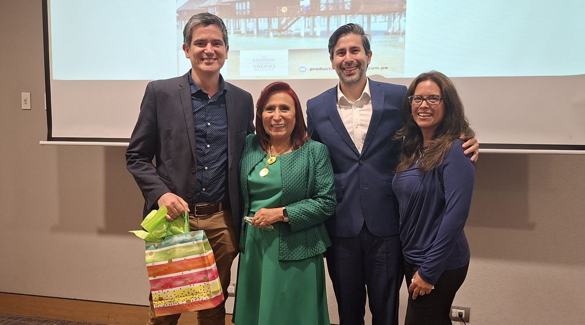 Carlos Revoredo de CIC Travel fue uno de los ganadores del evento.