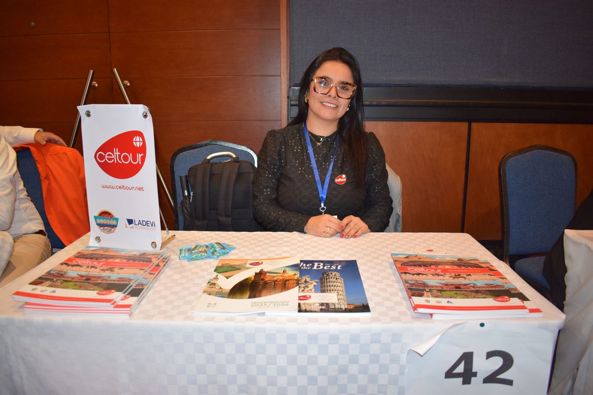 María Fernanda Cuervo, ejecutiva comercial de Viajes Celtour en el Ladevi Workshop Bogotá.